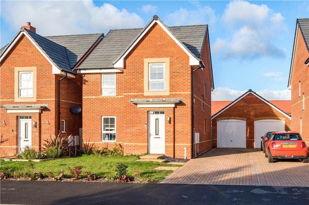 Ganger Farm Way, Ampfield, Romsey, Hampshire 4 bed detached house for