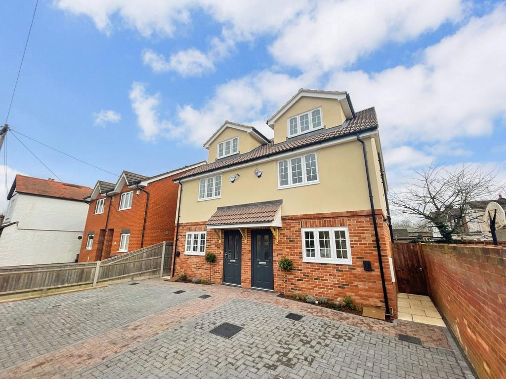Milner Road, Burnham... 3 bed semidetached house for sale £510,000