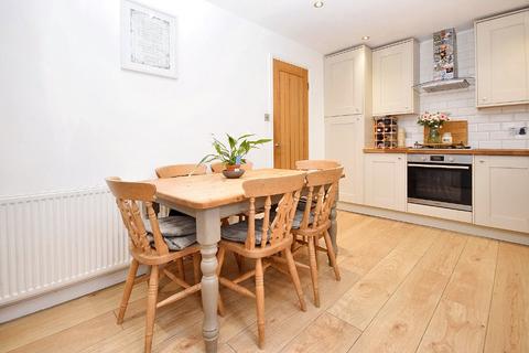 21 Briary Close, Wakefield, WF1 5TS