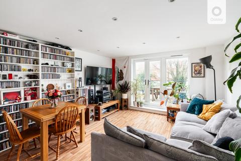 1 bedroom flat for sale, Southdown House, Somerhill Avenue, Hove