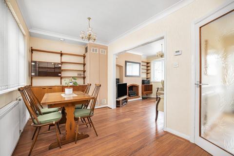 136 Norfolk Crescent, Sidcup, DA15 8HY