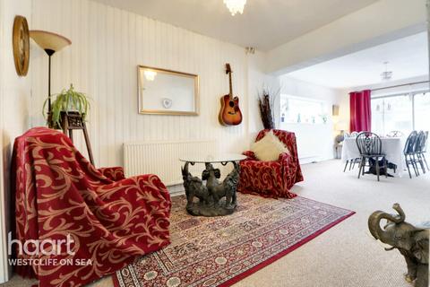 85 Ashurst Avenue, Southend-on-sea, SS2 4TE