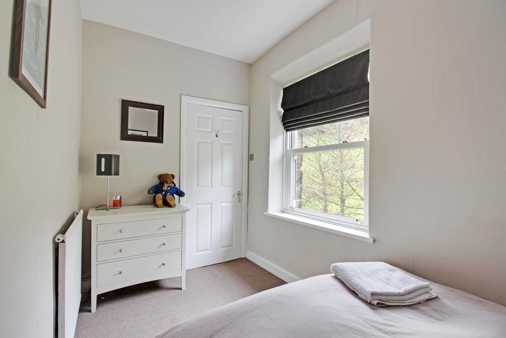 Bedroom 2 - double