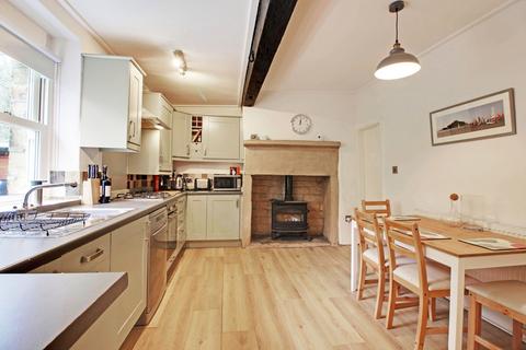 9 Goit Side, Luddendenfoot, Halifax, HX2 6SY