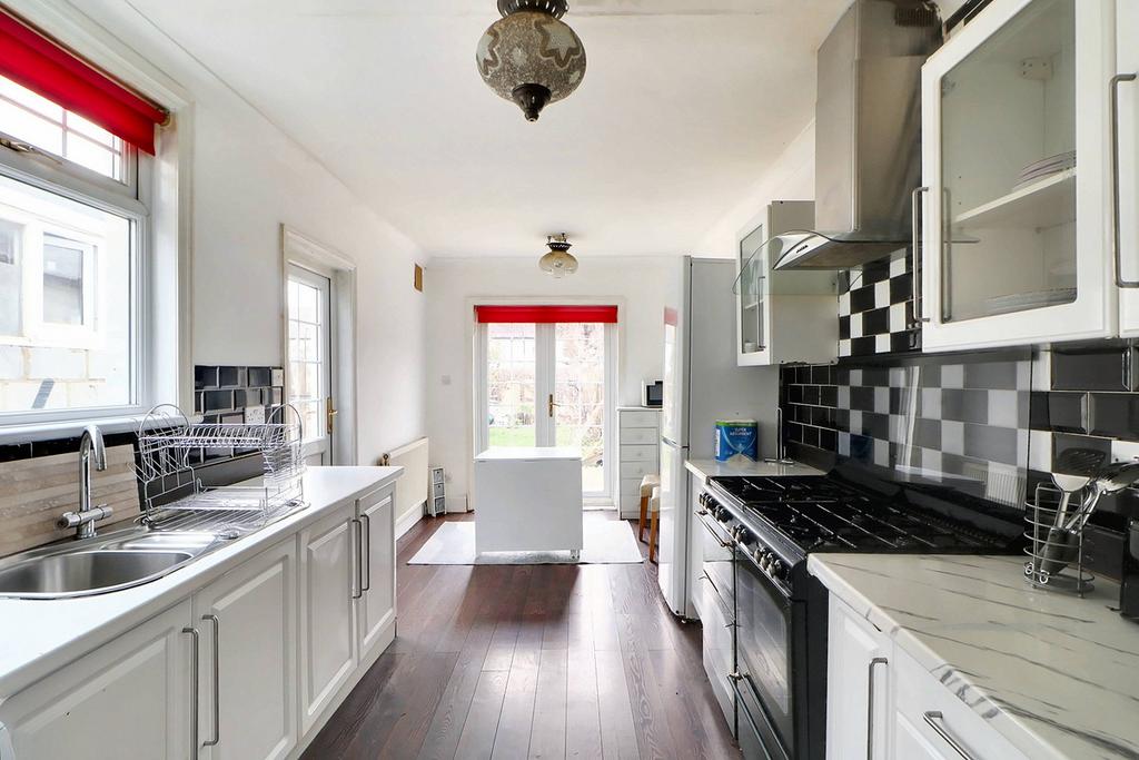Kitchen / Breakfast Room