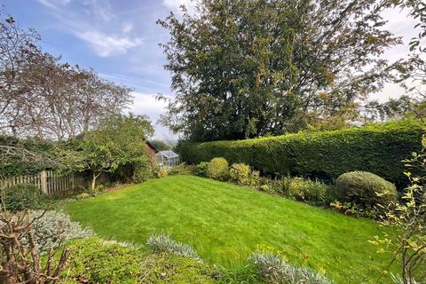 14 Friars Close, Cheadle, Stoke-on-trent, ST10 1AT