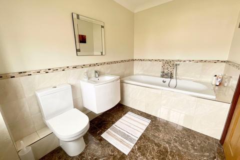 2 Chesham Grove, Stoke-on-trent, ST3 7XP