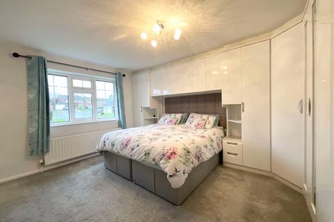 4 bedroom detached house for sale - Danebower Road, Stoke-On-Trent, ST4