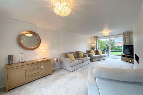 8 Danebower Road, Stoke-on-trent, ST4 8TJ