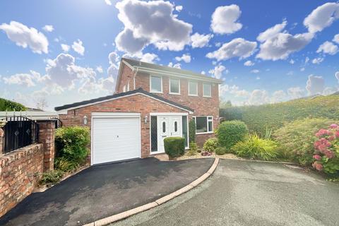 4 bedroom detached house for sale, Beechwood Close, Newcastle, ST5