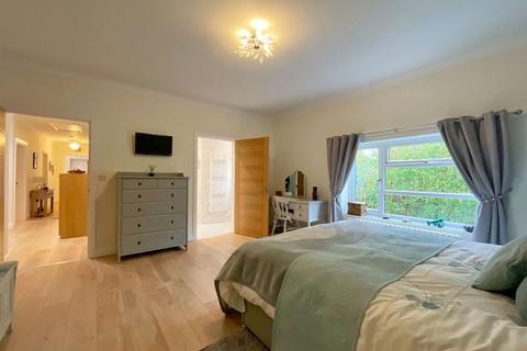 4 bedroom detached bungalow for sale, Crewe Road, Wistaston, CW2