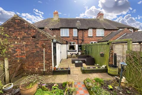 2 bedroom cottage for sale, South View, Meir Heath