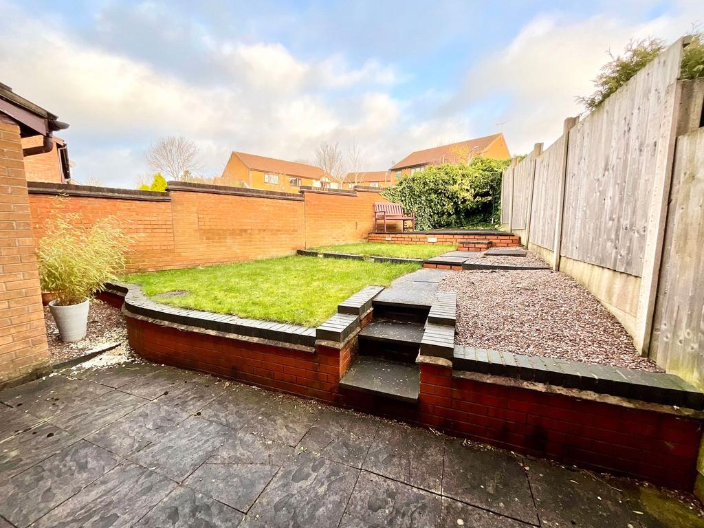 Kingsland Road, Stone, ST15 3 bed semidetached house for sale £228,000