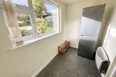 30 Eastwick Crescent, Stoke-on-trent, ST4 8PT