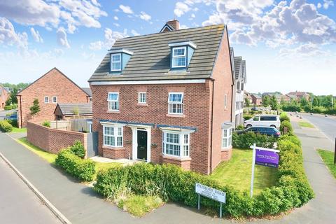 4 bedroom detached house for sale, Aylesbury Road, Henhull, CW5