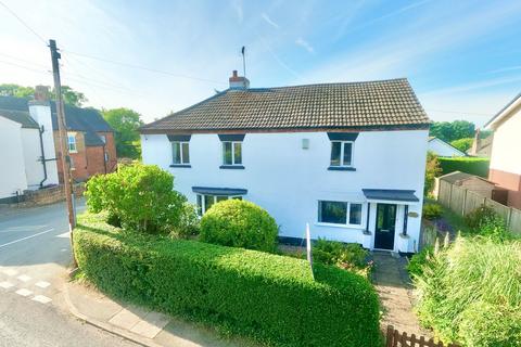 5 bedroom detached house for sale, Newport Road, Gnosall, ST20