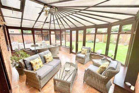 5 Barnes Croft, Hilderstone, Stone, ST15 8XU