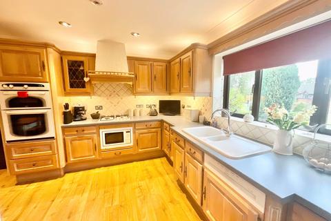 5 Barnes Croft, Hilderstone, Stone, ST15 8XU