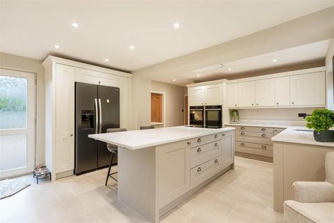 9 Croft End, Wetherby, LS22 6XA