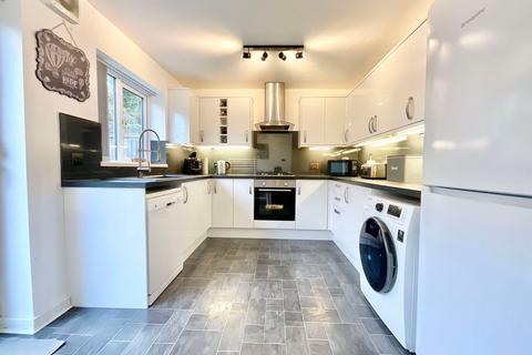 4 bedroom detached house for sale, Highland Drive, Lightwood