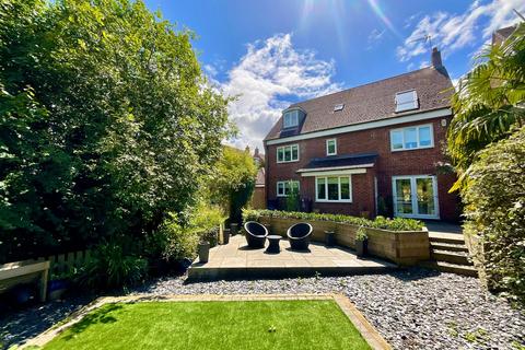 undefined, Oakbrook Close, Stafford, ST16