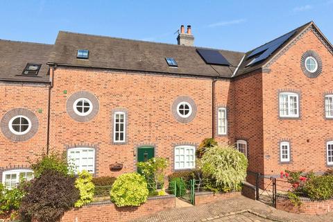 4 bedroom terraced house for sale, Chamberlain Court, Betley, CW3