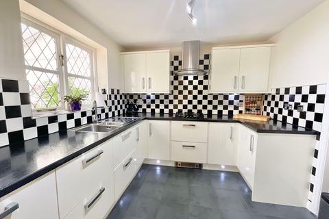 4 bedroom detached house for sale, Comberbach Drive, Nantwich, CW5