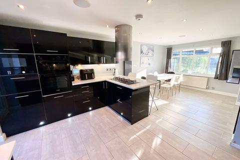 5 Bengal Grove, Stoke-on-trent, ST4 8HS