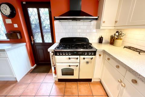192 Barlaston Old Road, Stoke-on-trent, ST4 8HL