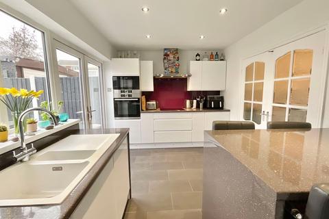 32 Athena Road, Stoke-on-trent, ST1 6RT