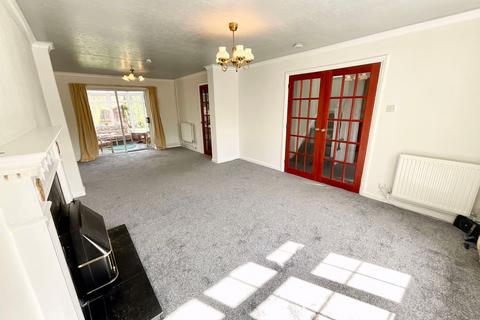3 Bridge Close, Weston, Stafford, ST18 0HY