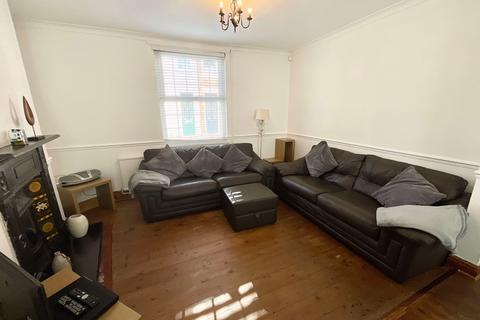 2 bedroom terraced house for sale, Alexandra Street, Stone