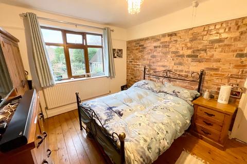 3 bedroom semi-detached house for sale, Brinsley Avenue, Stoke-On-Trent, ST4