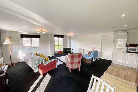 3 bedroom apartment for sale, Manor Farm Drive, Tittensor, ST12