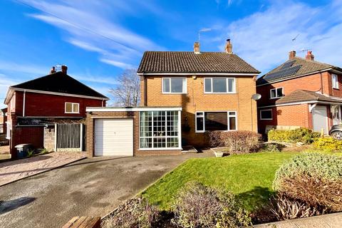 3 bedroom detached house for sale, Perthy Grove, Trentham, ST4