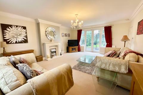 4 bedroom detached house for sale - Dartmouth Avenue, Newcastle, ST5