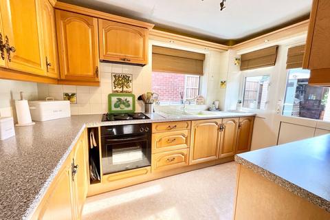 12 Oldfields Crescent, Great Haywood, Stafford, ST18 0RS