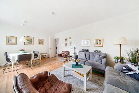 2 bedroom flat for sale, Kingston Hill, Kingston Upon Thames, KT2