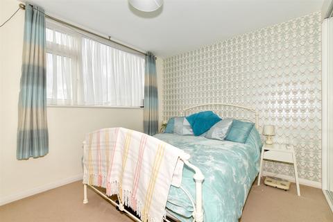 2 bedroom maisonette for sale, Guildford Road, Horsham, West Sussex