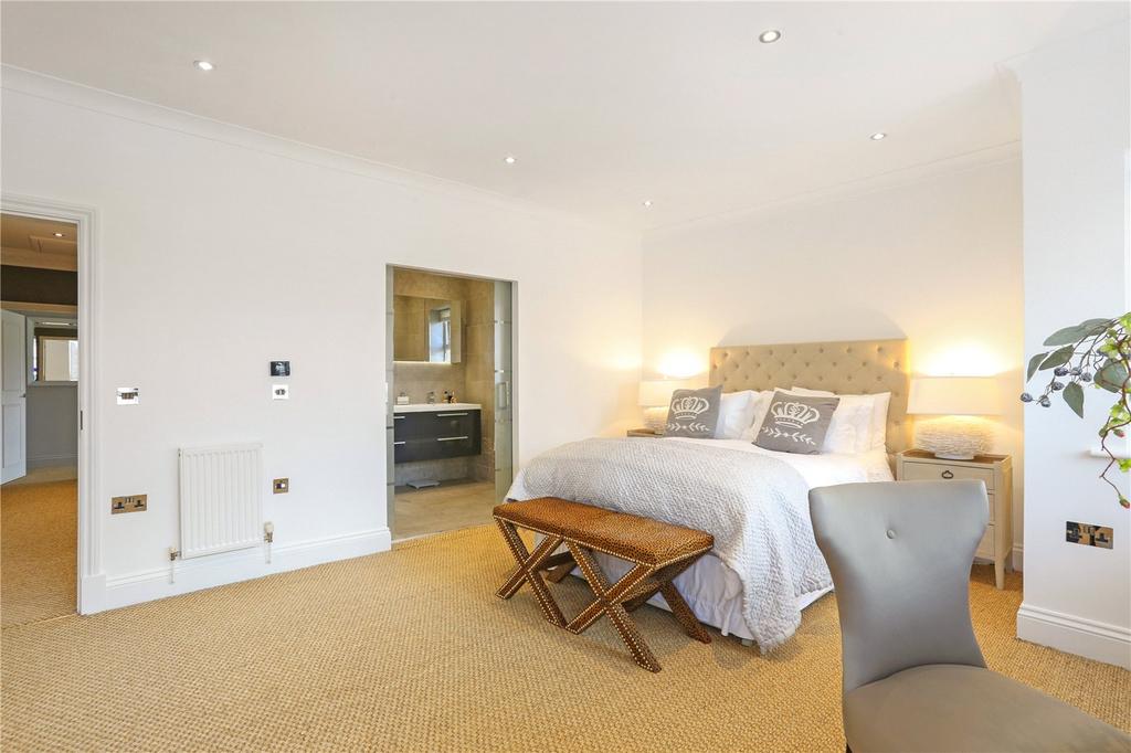 Principal Bedroom