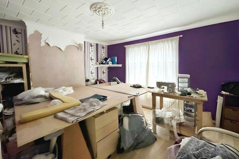 76 Tomkinson Road, Nuneaton, CV10 8BN