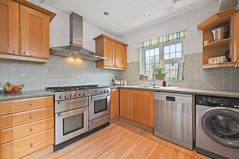 165 Banstead Road South, Sutton, SM2 5LL