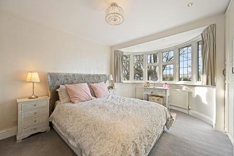 165 Banstead Road South, Sutton, SM2 5LL
