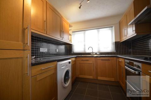 3 bedroom semi-detached house to rent - Woodlands Road, Norwich NR5