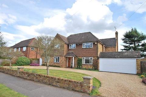 4 bedroom detached house to rent - Hogback Wood Road, Beaconsfield, HP9