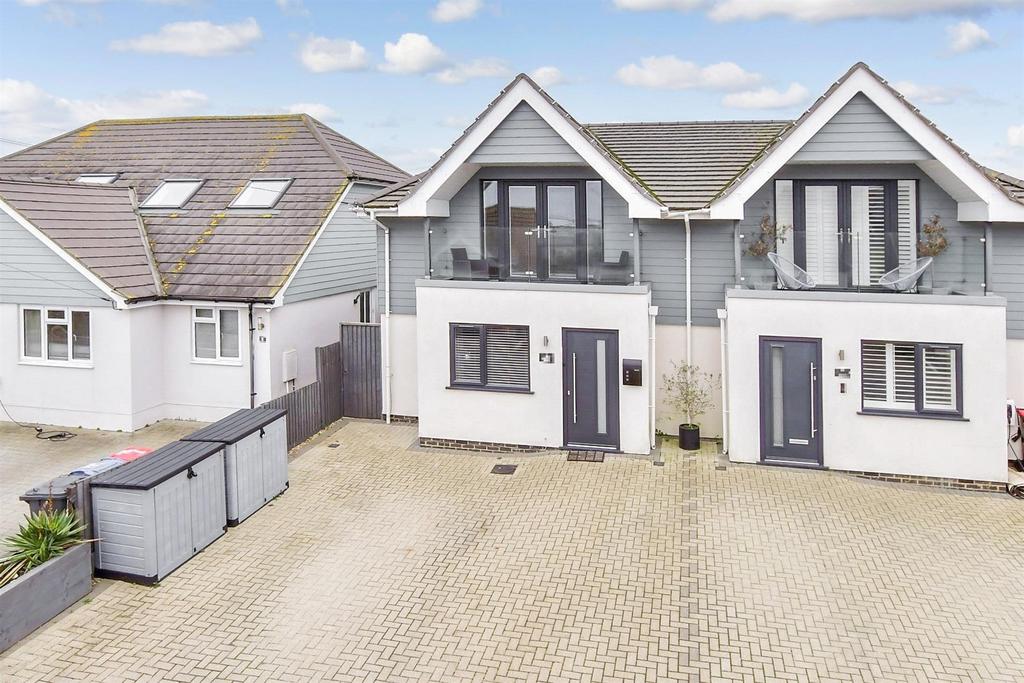 Morris Avenue, Herne Bay, Kent 3 bed semidetached house for sale £440,000