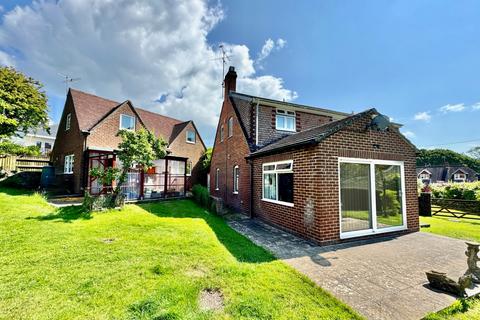 3 bedroom detached house for sale, HARMANS CROSS