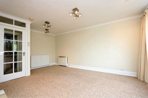 3 bedroom flat to rent - Cleveden Place, Glasgow G12