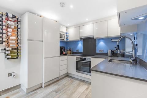 3 bedroom terraced house for sale - Lily Mews, Kennington