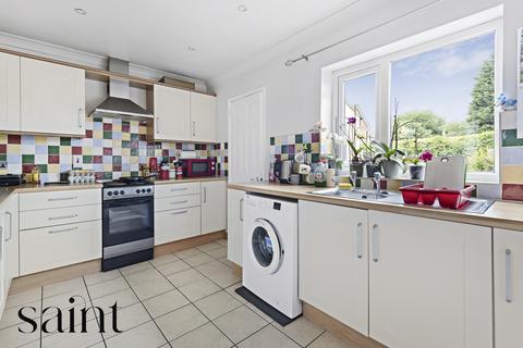 87 Victory Road, Beeston, Nottingham, NG9 1LG